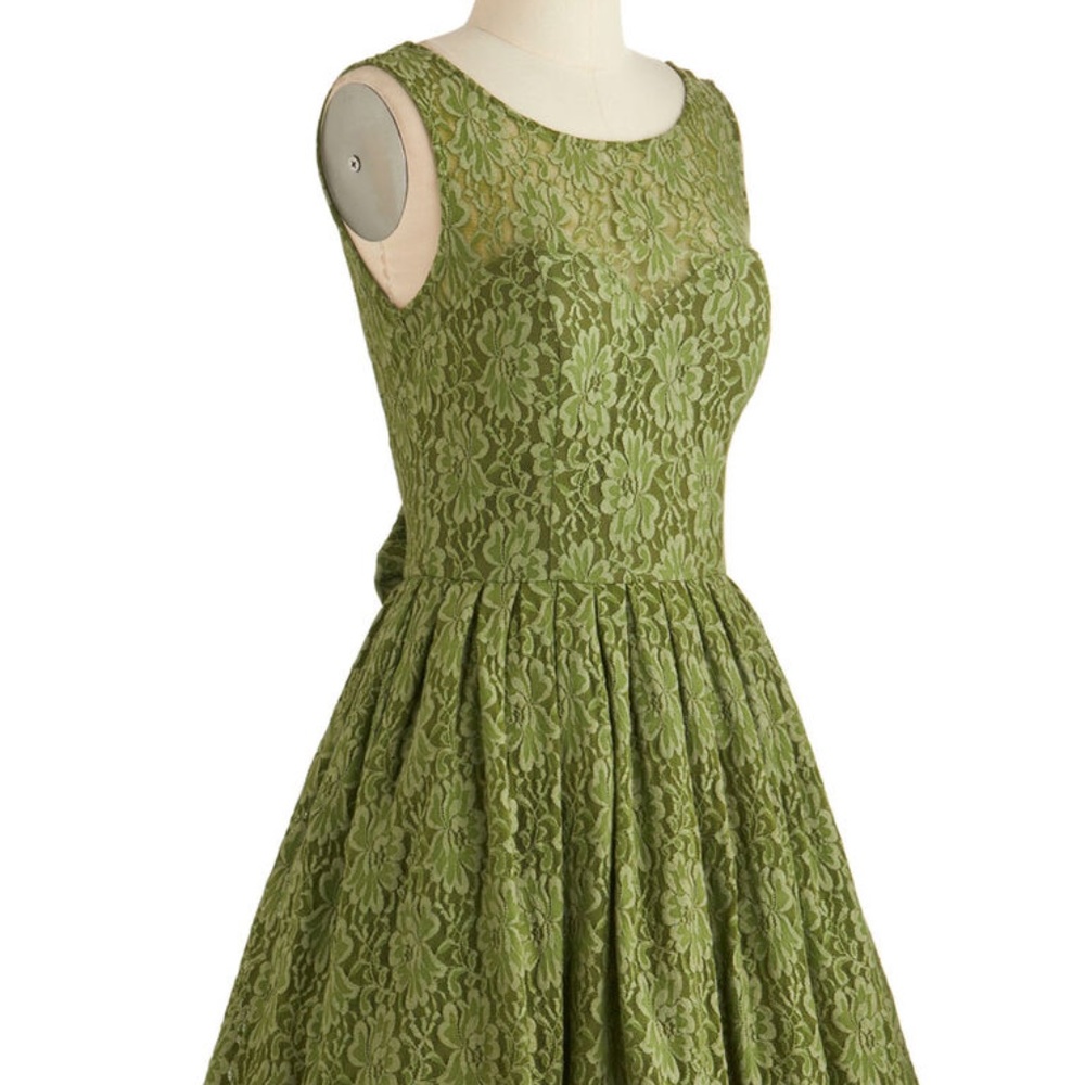 Mod Cloth: Chi Chi London Cherished Celebration Dr